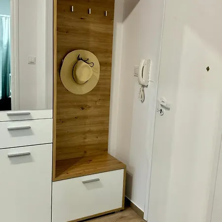 Apartamentytercet Quatro Apartament